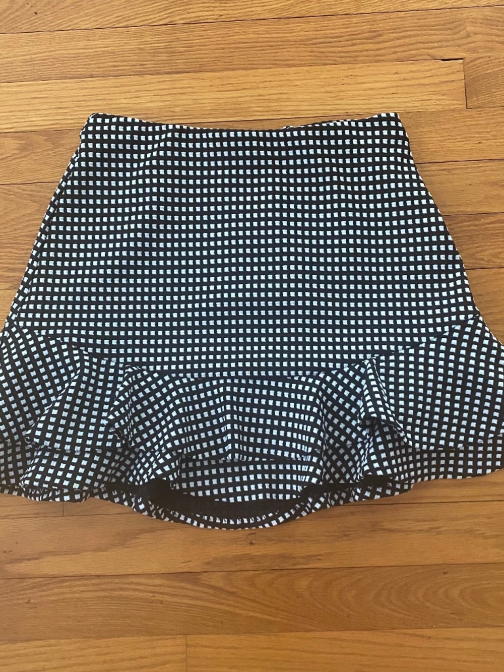 Black and White Check Ruffle Mini Skirt Size Small